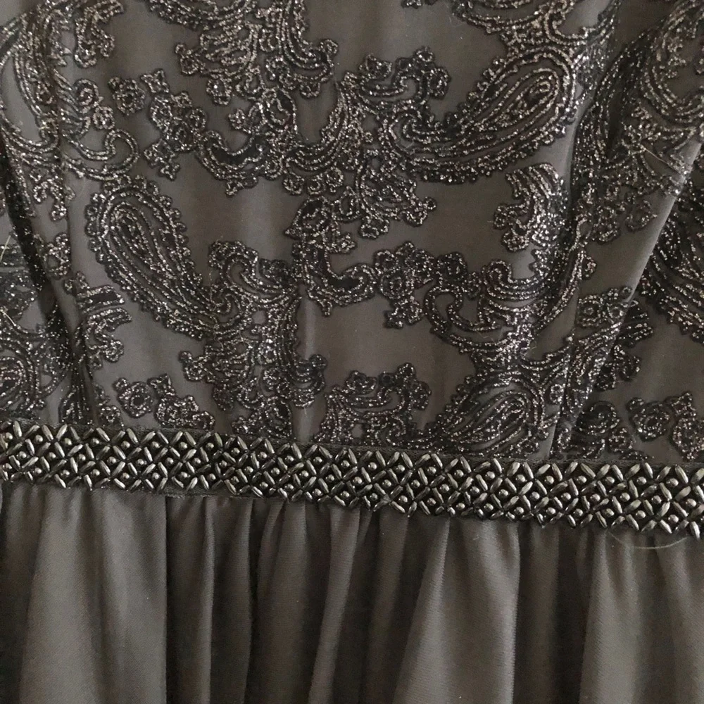 Black cocktail / wedding guest dress - Picture 3 of 7